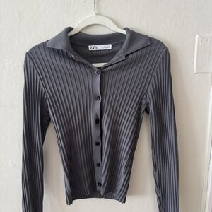 Zara Women's Grey and Black Shirt